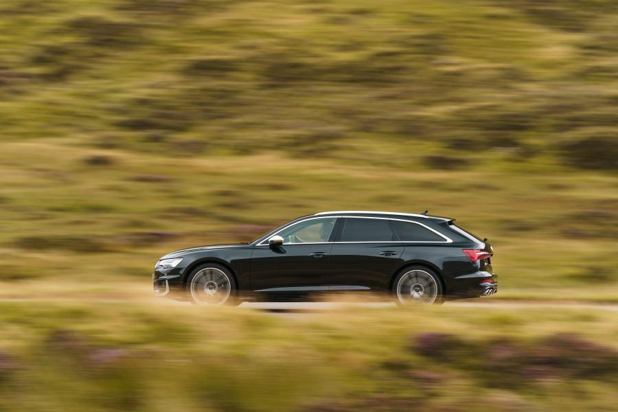  Audi S6 Avant TDI (C8) 2019 года  (UK) (фото 18 из 42)